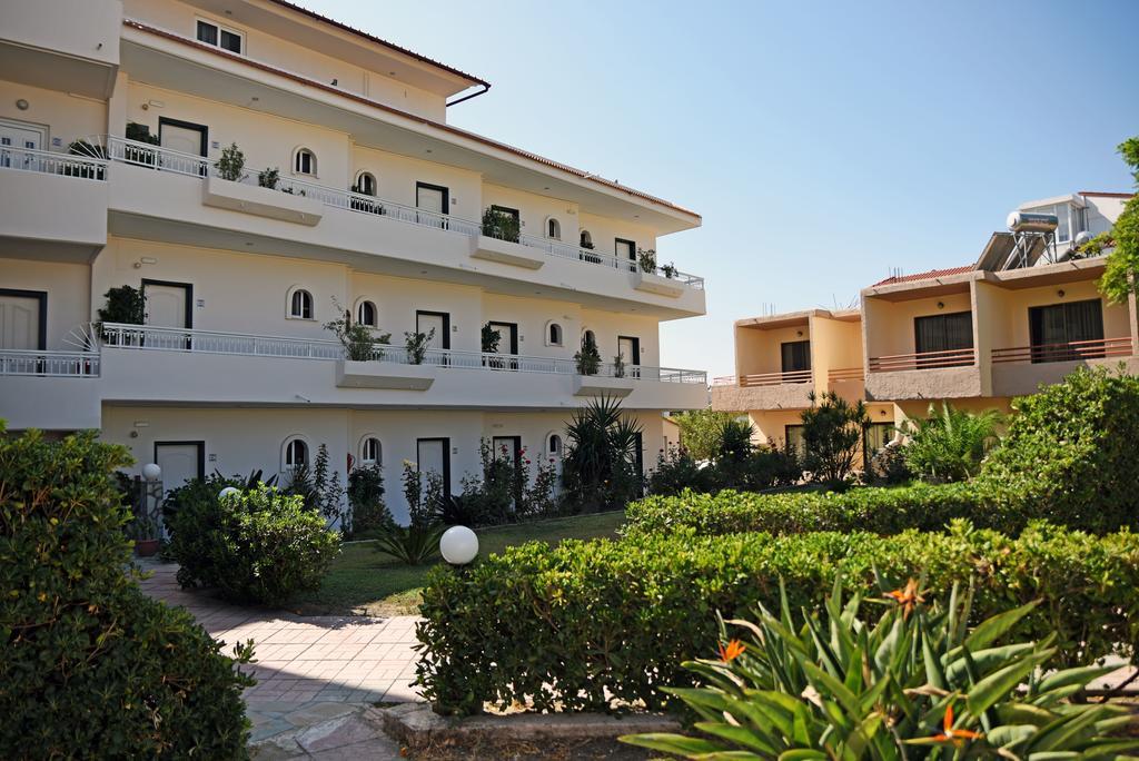Hotel de apartamente Lyristis Dinos & Faliraki