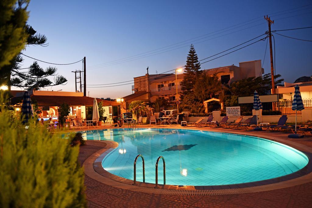 Aparthotel Lyristis Dinos &