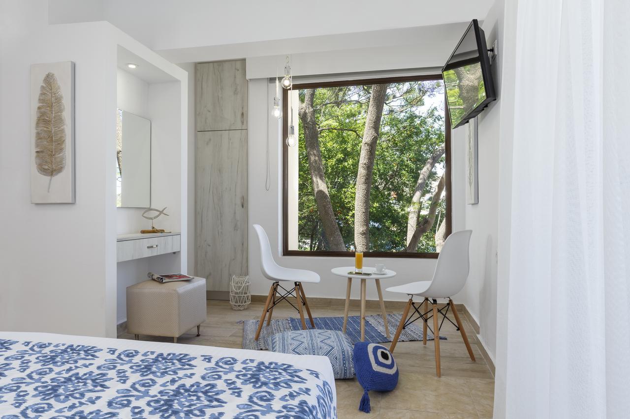 Lyristis Dinos & Aparthotel Faliraki