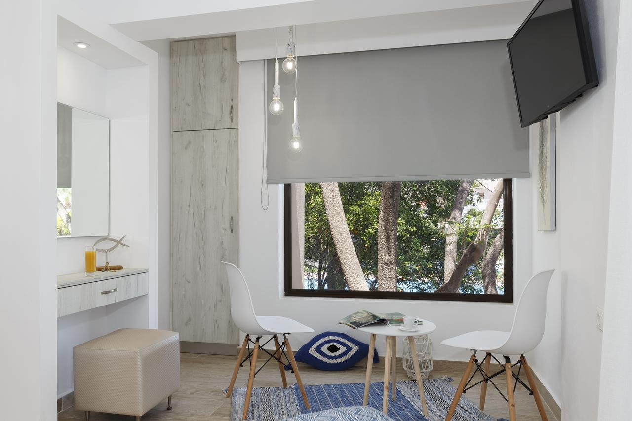 Lyristis Dinos & Aparthotel 3*